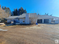24019 TWP RD 570 Rural Sturgeon County, Alberta