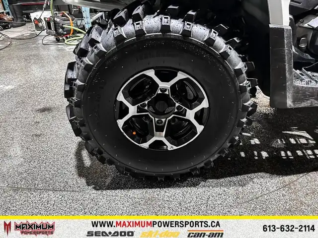 2015 Can-Am OUTLANDER in ATVs in Ottawa - Image 11