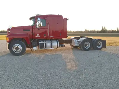 505 HP MACK MP8, 18 SPD STANDARD, 22.5" TIRES, ALUMINUM WHEELS, 4X4 DIFF LOCKS, 4:11 GEAR RATIO, 13,...