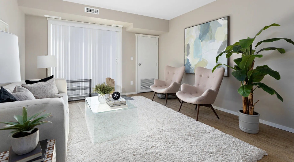 Pet-Friendly Two Bedroom One Bath with In-suite Laundry for Rent 4