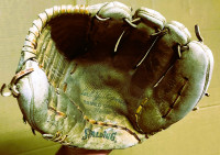 Vintage Carl Yastrzemski Replica Signature Spalding Glove