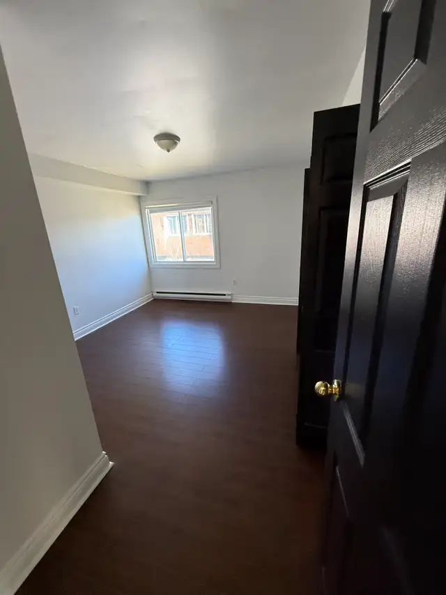 Spacious 3 Bedroom Unit For Rent in Long Term Rentals in Saint John - Image 6