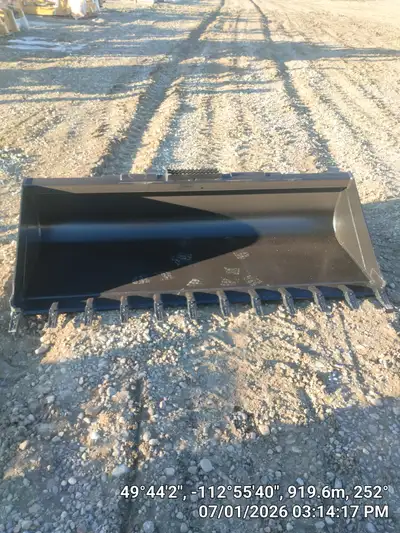 HWA 84 Skidsteer Tooth Bucket Headwater Equipment is an Alberta owned corporation that is celebratin...