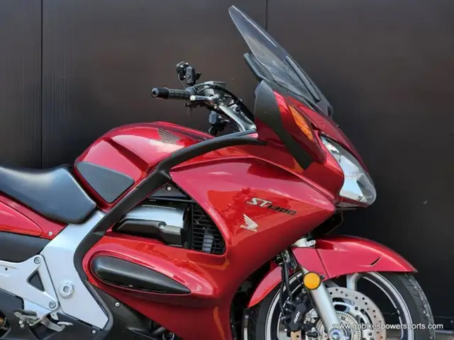 2008 Honda ST 1300A in Street, Cruisers & Choppers in Oshawa / Durham Region - Image 15