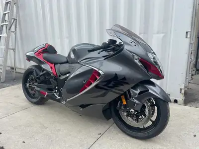 Welcome to Ride Collective - AB APPLY NOW: https://www.ridecollective.ca/get-pre-approved 2024 Suzuk...