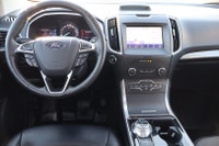 WELL MAINTAINED Experience Elevated Adventure: Ford Edge AWD Embark on a Journey of Superior Perform... (image 8)