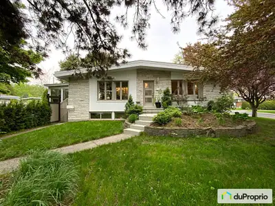 Splendide bungalow, avec plafond cathédrale de 10', 100 % clé en main. * Rapport d'un évaluateur agr...