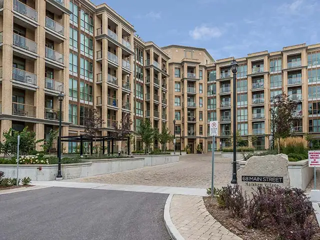Fabulous 1 Bed, 1 Bath Suite on Main Street Markham For Lease