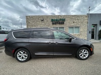 2018 CHRYSLER PACIFICA TOURING L + FULLY LOADED MINI-VAN WITH STOW N GO SEATS! QualiTee Motors offer... (image 3)