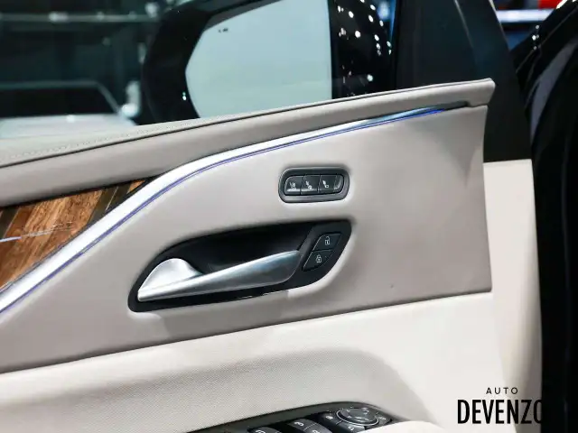 2023 Cadillac Escalade ESV PLATINUM5787619251408179215