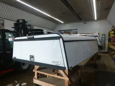 This unit is ready for installation! 2020 2026 GMC Sierra or Chevrolet Silverado HD 2500/3500 8 Whit...