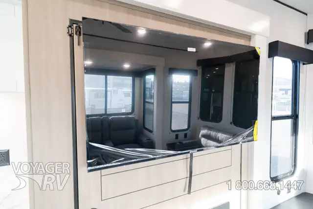 2026 Jayco Jay Flight 401FLTS Bungalow in Travel Trailers & Campers in Kelowna - Image 38