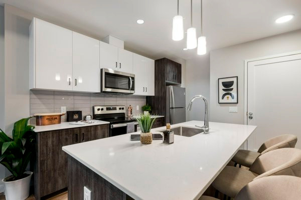 BRAND NEW! Sleek Aesthetic Two-Bedroom Apartments in Long Term Rentals in Kitchener / Waterloo - Image 4