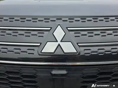 2025 Mitsubishi Outlander Plug-In Hybrid SE | NO ACCIDENTS EV, View more