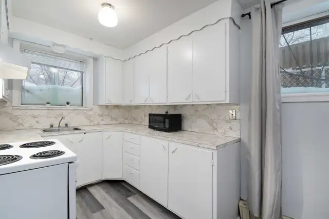 C12 BSMT - 2 BEDROOMS | FULLY FURNISHED ALL UTILITIES INCLUDE in Long Term Rentals in Moncton - Image 10
