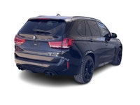 Engine: 8 Cylinder Engine 4.4L L/100Km City: 16.6 L/100Km Hwy: 12.1 Safety Equipment ABS And Driveli... (image 9)