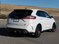 Prices excludes GST and cost/charges associated with financing.CARFAX Link:https://vhr.carfax.ca/?id... (image 7)