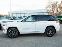 At Renfrew Chrysler you will get the Best Service, the Best Deal and the Best Financing Rates. That... (image 1)