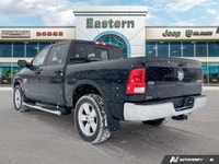Remote Start & Security Alarm Group | ParkView Rear Back-Up Camera | Anti-Spin Differential Rear Axl... (image 1)
