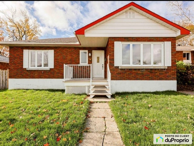 $599,000 - Bungalow for sale in Laval-des-Rapides — photo 2