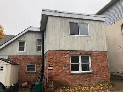 Orillia, 2 level, 1 bedroom, 1 parking, with no carpet