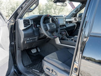 Reverse Camera, Locally Owned, Clean Car fax Report and Accident free, One Owner, All The Right Opti... (image 9)