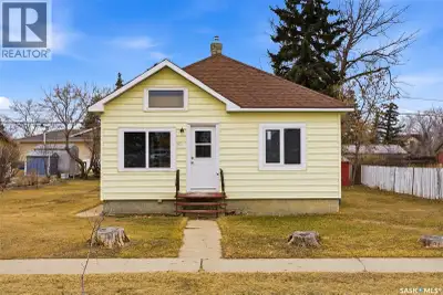 Welcome to 304 Main Street in Avonlea, Saskatchewan. This charming two-bedroom, one-bath home offers...