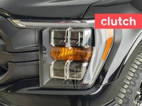 NO ACCIDENTS / CLEAN CARFAX / Brake Assist, Auto Dimming Rearview Mirror, Front Heated Seats and mor... (image 7)