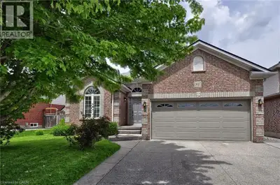 HERE IS YOUR OPPORTUNITY TO LIVE IN AN AMAZING NEIGHBOURHOOD ON A DESIRABLE SOUGHT AFTER STREET. DRI...