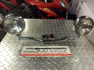 sonic cycle has a 2002-2006 suzuki c-50t boulevard light bar . nice cond. $200.00 shipping available...