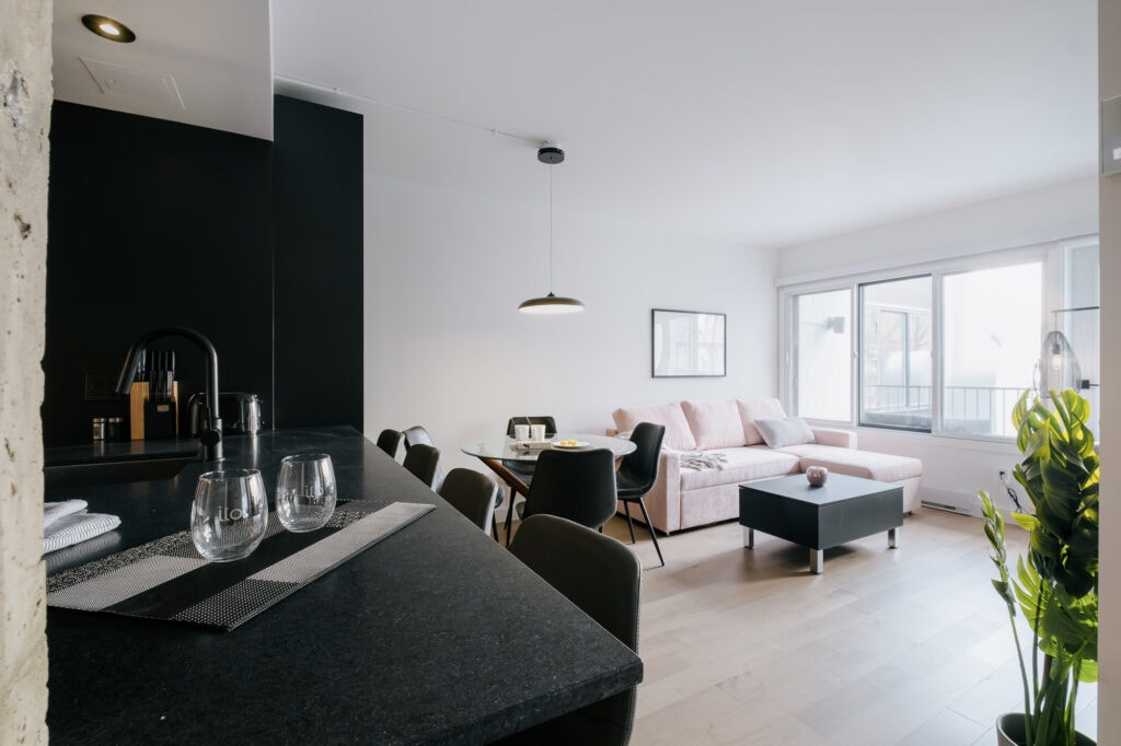 315 Rue Saint-Jean — photo 2