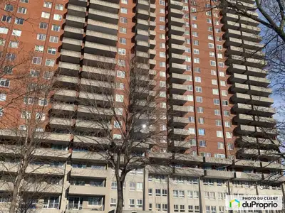 Dans plateau Mont-Royal et de ses multiples services, boutiques, spécialités, activités et restos qu...