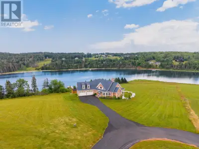 Welcome to 47 Calm Water Court, an unparalleled living experience. This magnificent home is graceful...