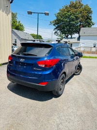 2011 Hyundai Tucson Ready for Adventure! Year: 2011 Make: Hyundai Model: Tucson Mileage: 194,000 Km... (image 3)