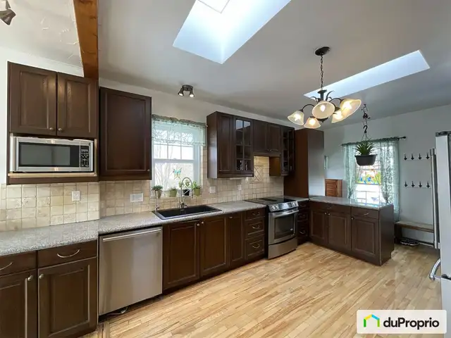 $599,000 - 2 Storey for sale in St-Eustache in Houses for Sale in Laval / North Shore - Image 4