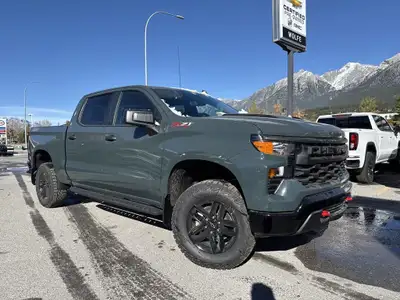 AMVIC Licensed Dealer The 2026 Chevrolet Silverado 1500 Custom Trail Boss 4WD is built for drivers w...