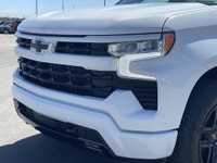 AMVIC Licensed Dealer 13.4 Diagonal Infotainment Touchscreen | 5.3L EcoTec3 V8 Engine | Z71 Off-Road... (image 2)