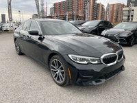 Le modèle 2020 de la BMW 3 Series dans la configuration 330i xDrive est équipé d’un moteur 4 cylindr... (image 2)