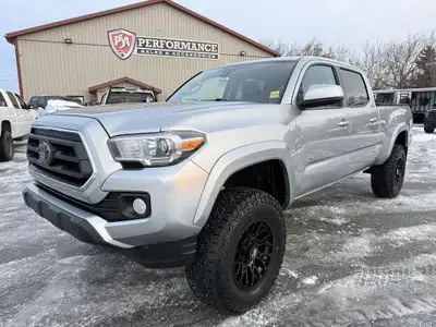 GORGEOUS LOADED TOYOTA TACOMA SR5! BRAND NEW 3.5 ROUGH COUNTRY SUSPENSION LIFT, NEW 17X9 GT OFFROAD...