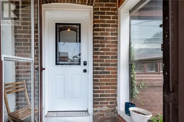 541 VAUGHAN ROAD Toronto (Oakwood Village), Ontario62866662668161123