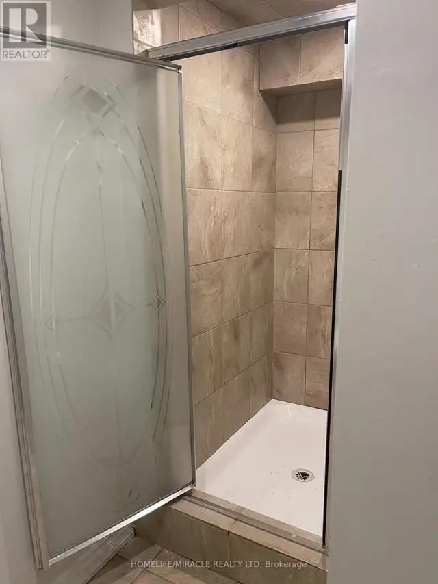 BASEMENT - 1487 CHRETIEN STREET E Milton (FO Ford), Ontario in Long Term Rentals in Oakville / Halton Region - Image 7