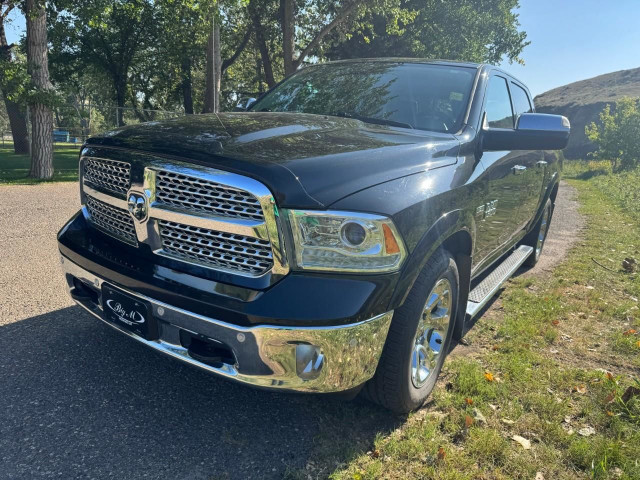 2017 RAM 1500 Laramie in Cars & Trucks in Medicine Hat