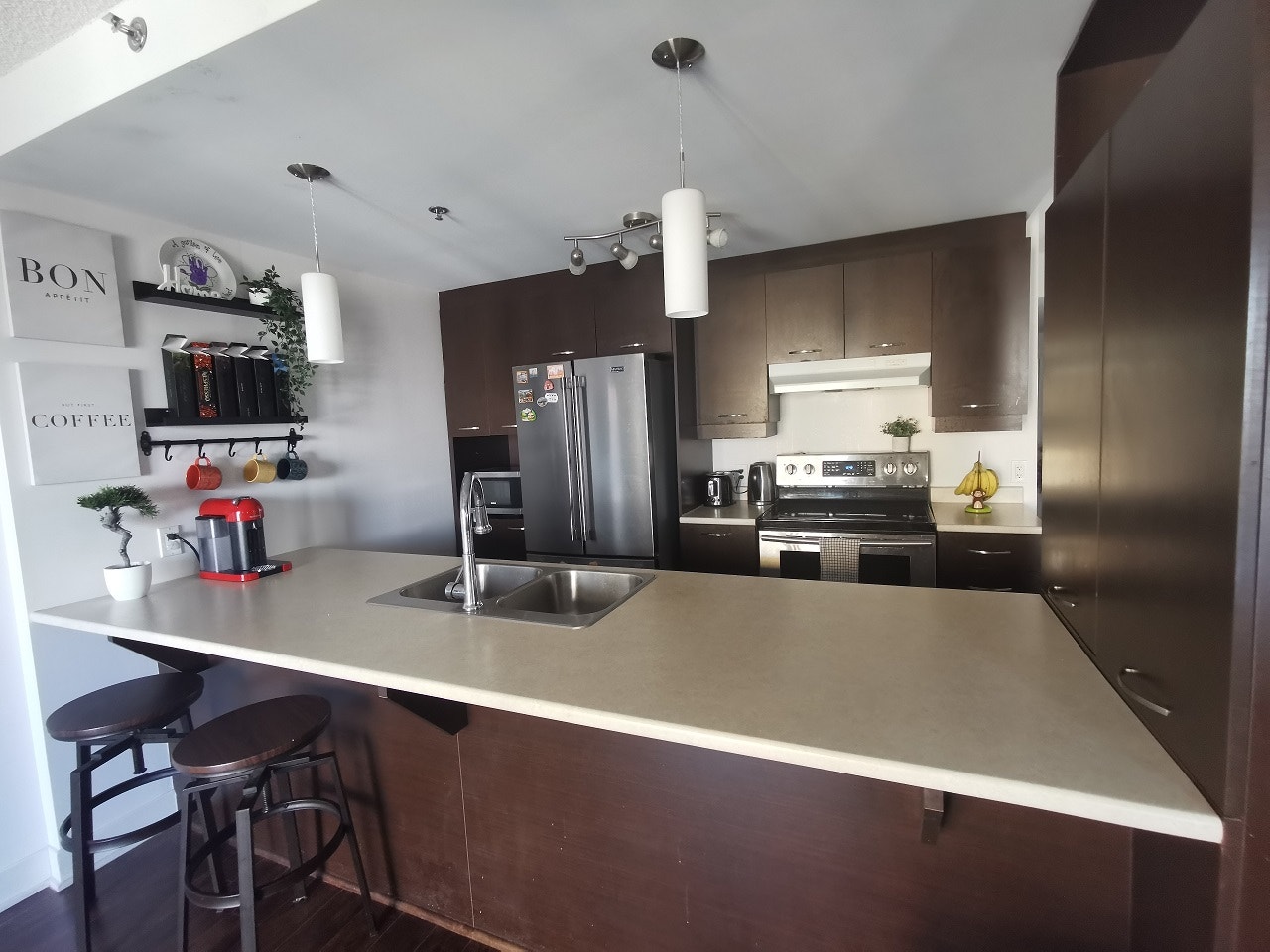 647 Robert Élie — photo 2