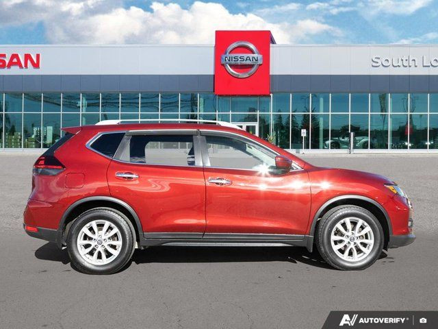 2020 Nissan Rogue in Cars & Trucks in London - Image 2