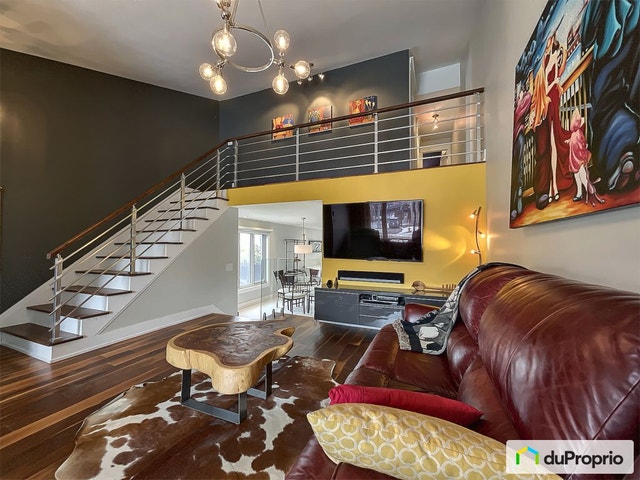 $749,000 - Semi-detached in Mercier / Hochelaga / Maisonneuve — photo 1