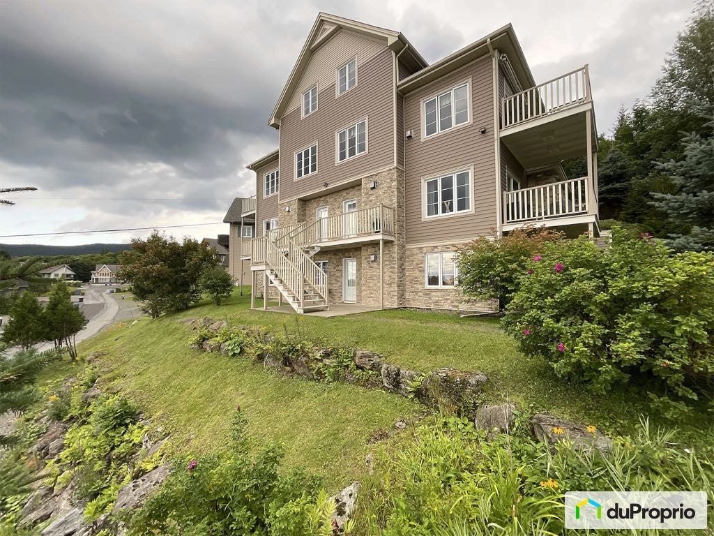 $438,000 - Condominium for sale in Sutton — photo 2