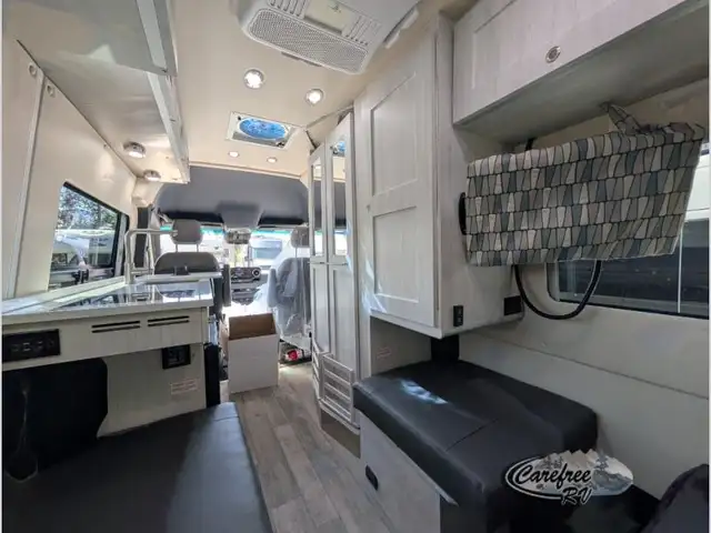 2026 Roadtrek Roadtrek SS Agile in RVs & Motorhomes in Edmonton - Image 15