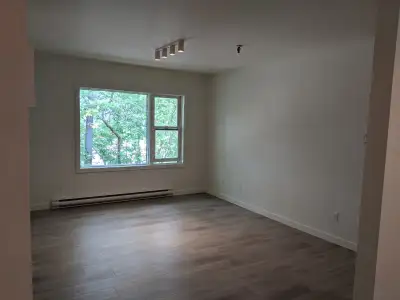 2 Bedroom Apartment Academy Suites is located at 57 Academy Street in Kentville with fully renovated...