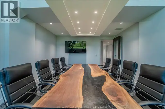 4510 Rhodes DRIVE Windsor, Ontario in Commercial & Office Space for Rent in Windsor Region - Image 11