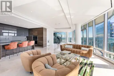 PH3 1151 W GEORGIA STREET Vancouver, British Columbia
